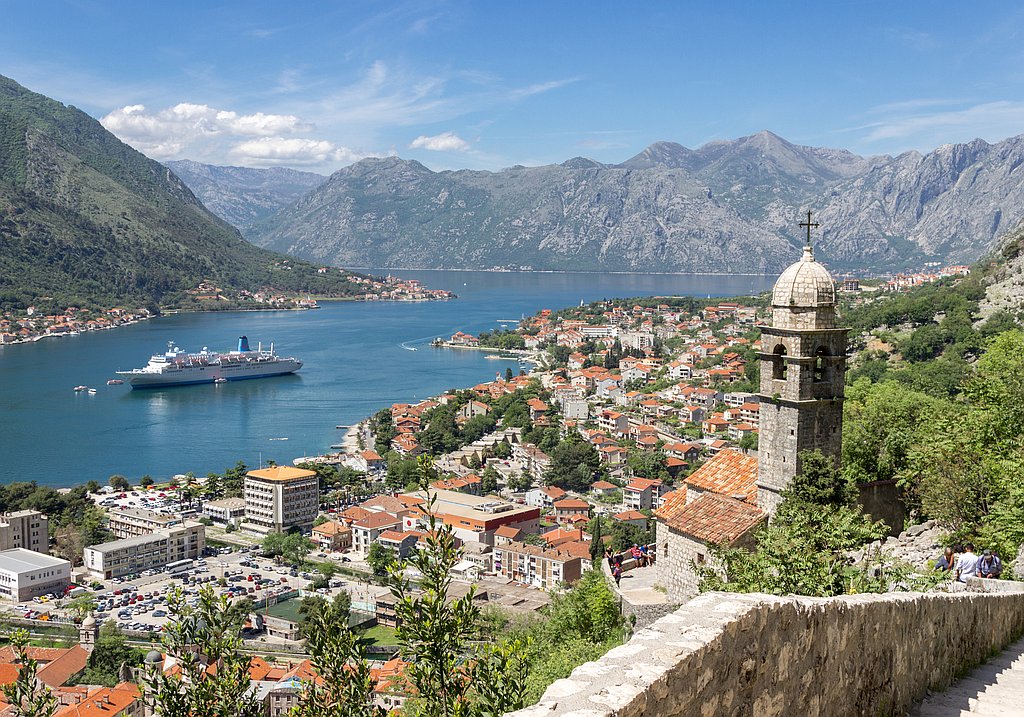 Cruise to Montenegro