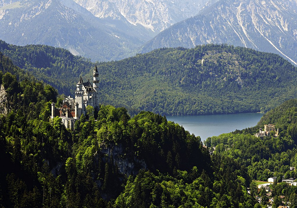 Neuschwanstein Castle in Bavaria - tickets via IQ Incoming 